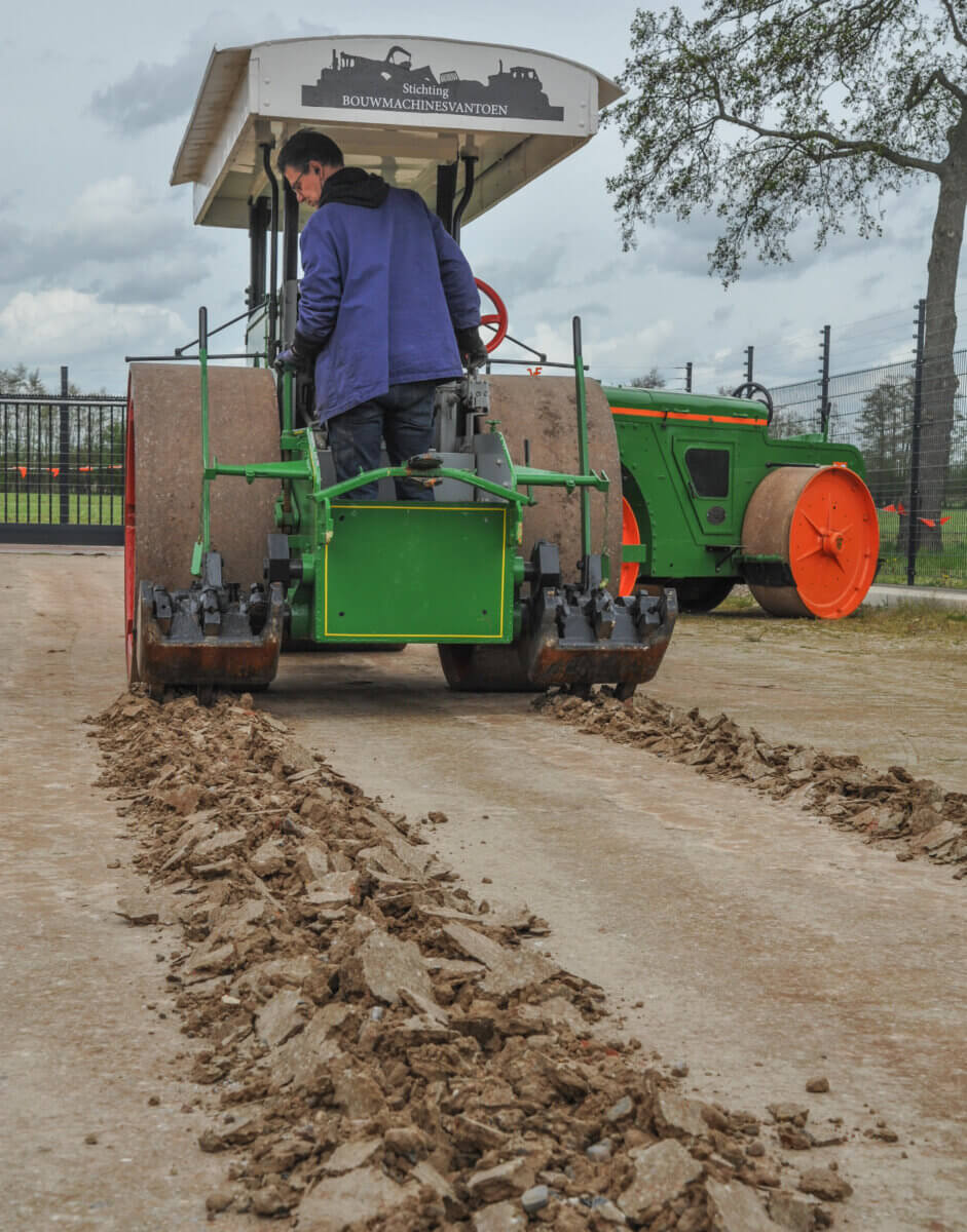 Foto's - Bouwmachines Van Toen